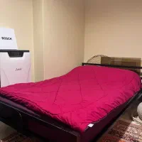 تخت فلزی یک‌نفره با تشک