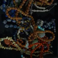 زیور آلات و سنگ های قیمتی