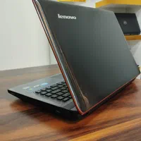 لپ تاپ لنوو در حد اک core i7 هشت هسته ظاهر خاص