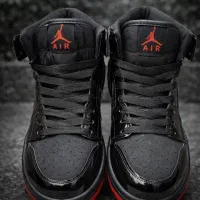 کتونی نایک جردن مشکی ورنی