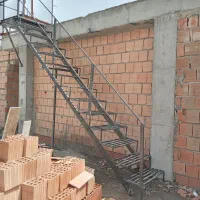 به یک همکار جوشکار نیازمندم