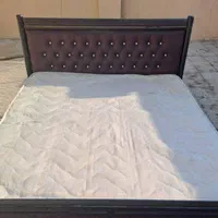 تخت خواب دو نفره با تاج پارچه کوب