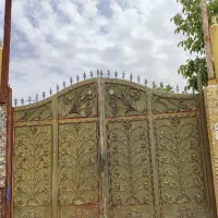 درب آهنی بزرگ