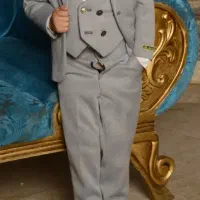 کت و شلوار پسرانه سایز ۱۲ مناس سن ۳ سال