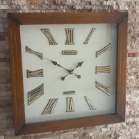ساعت دیواری چوبی