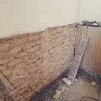 بنایی،کاشی کاری،سیمان زنی،سفت کاری|خدمات پیشه و مهارت|مشهد, ده دی|دیوار