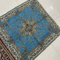 رو میزی مربع طرح سنتی شیک