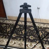 سه پایه دوربین دو عدد