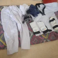 لباس وتجهیزات تکواندو