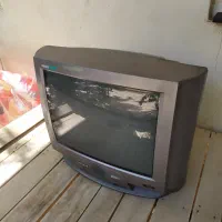 تلویزیون و میز تلویزیون|تلویزیون و پروژکتور|رامجین, |دیوار