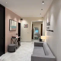 اجاره صندلی در آموزشگاه مراقبت و زیبایی زعفرانیه