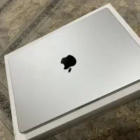 MacBook M3Pro 2023 در حد اک