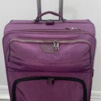 کیف و چمدان در حد نو واقعی در حد رایگان