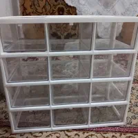 یک فایل ۱۲ کشویی با جعبه هایی متوسط