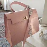 کیف  رنگ گلبهی