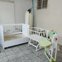 تخت و صندلی غذا و گهواره بچه