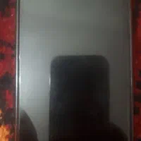 یک دستگاه گوشی پیدا شده