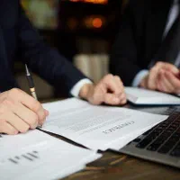 تنظیم تخصصی قرارداد های مورد نیاز شما