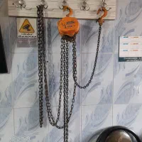 جرثقیل ویتال ژاپنی ۲ تن