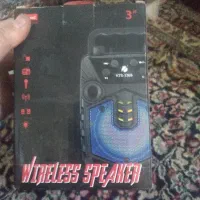 یک عدد اسپیکر