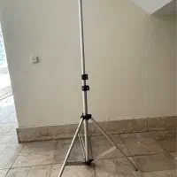 پایه پروژکتور و نور عکاسی