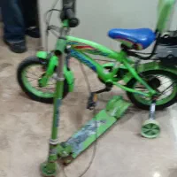 یک عدد دوچرخه سایز ۱۲ و یک عدد اسکوتر