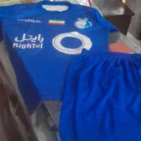 پیراهن و شورت باشگاهی