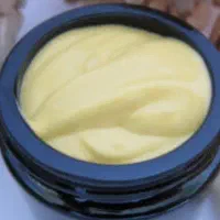 فرمول کرم سفید کننده دارم