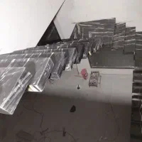 کارگر جهت نصب پله برا شهرستان