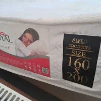 تخت و خوشخواب