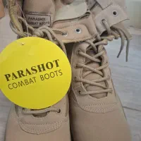 پوتین سرچ خلبانی  و یه جفت پوتین خاکی کانادایی