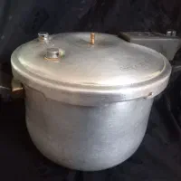 دیگ ۱۲ نفره