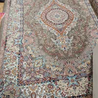 فرش ۶ متری یکم پارگی دارع|فرش|اقبالیه, |دیوار