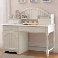 میز تحریر چوبی خراطی شده مدل TAMILA