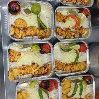 استخدام آشپز و کارگر ساده