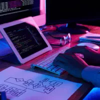 برنامه نویس پایتون و جاوا