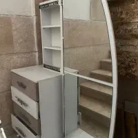 میز توالت با آینه متحرک