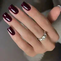 آموزش وکاشت ناخن ومژه بامناسب ترین قیمت