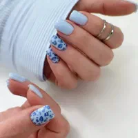 آفر ویژه کاشت ناخن و ترمیم|خدمات آرایشگری و زیبایی|رشت, رشتیان|دیوار