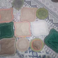 دستگیره و زیر قابلمه ای وزیر کتری و قوری داغ