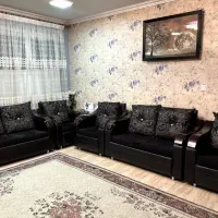 مبل ۸ نفره چرم مشکی