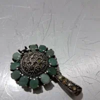 گردنی قدیمی زمرد