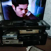 میز تلویزیون همراه با ال سی دی ۴۲ سامسونگ|تلویزیون و پروژکتور|چهاردانگه (تهران), |دیوار