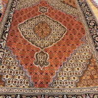 قالیچه دستباف زمینه مسی رنگ تبریز|فرش|تهران, اکباتان|دیوار