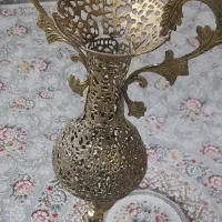 گلدان برنزی