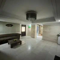 ۹۰ متر سالن پرده خور/لوکس / غرق در نور