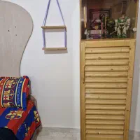 کمد آویز لباس با ویترین و کشو
