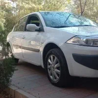 مگان اتوماتیک۲۰۰۰|خودرو سواری و وانت|قم, زنبیل آباد|دیوار