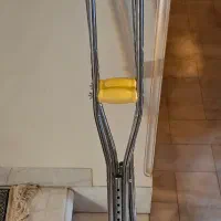 عصای زیربغل / درجه یک / بدون استفاده|پزشکی|اصفهان, باغ نگاره|دیوار