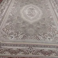 یک عدد فرش 9 متری 700 شانه